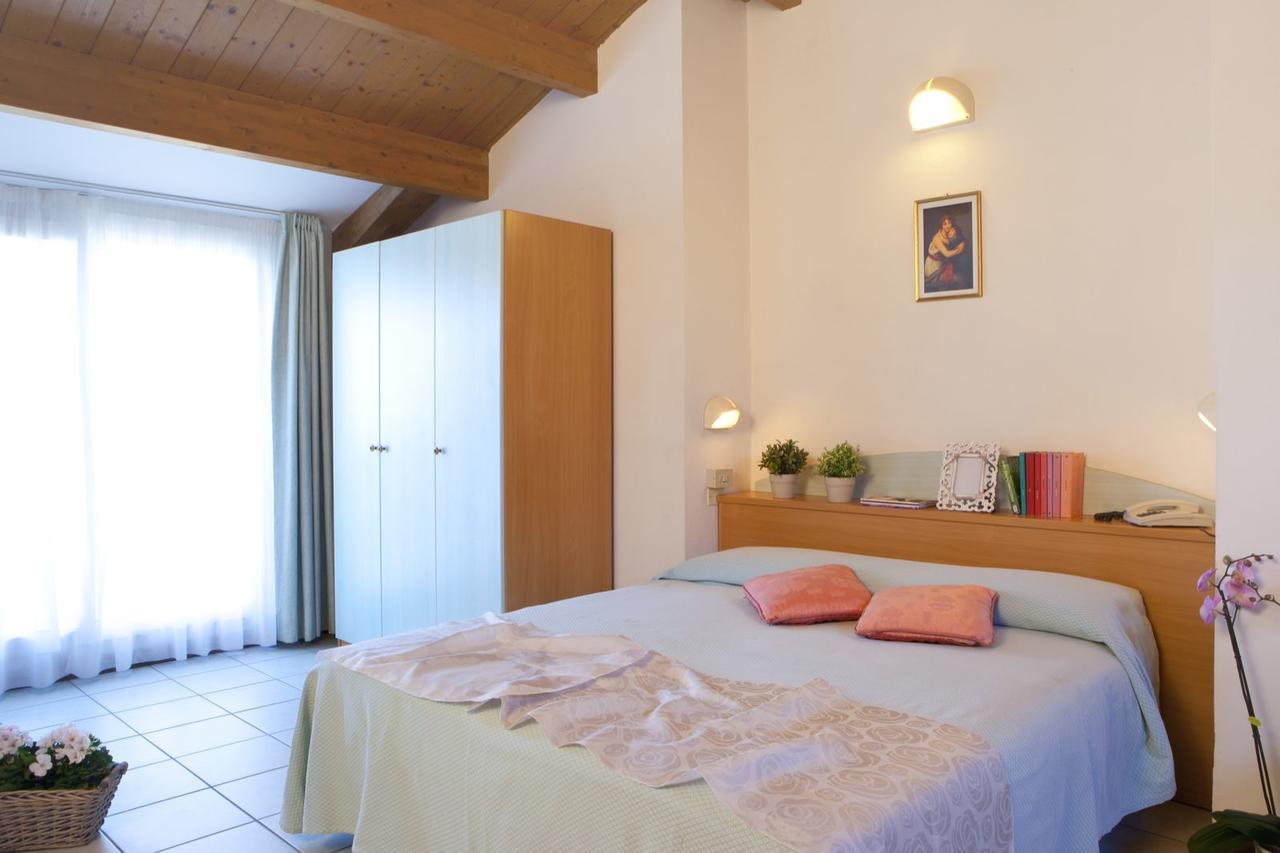 Hotel Lungomare Cattolica Exteriér fotografie